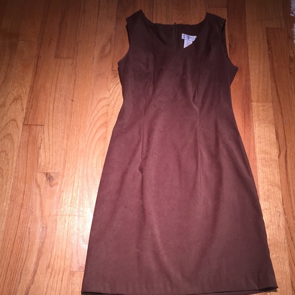 CDC Dresses & Skirts - Women’s petite brown dress. CDC